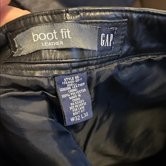 GAP Men's vintage laether pants. Bootcut/wide leg. - Picture 6 of 6